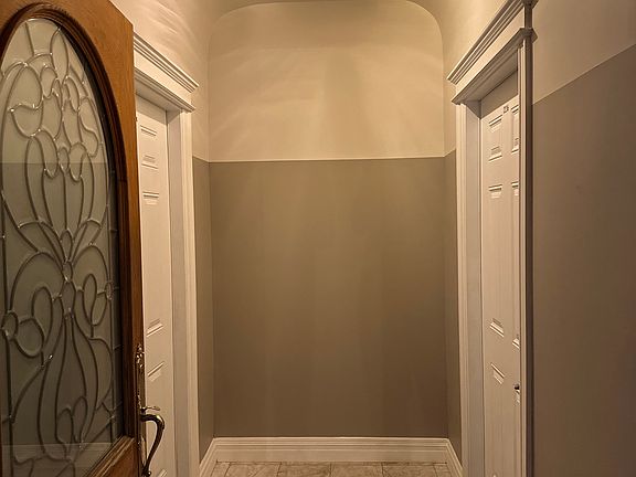 2nd image of 2236 Inez St