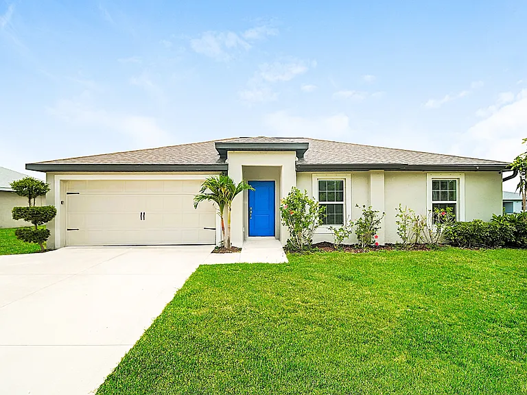 3337 Andalusia Blvd — Photo 1