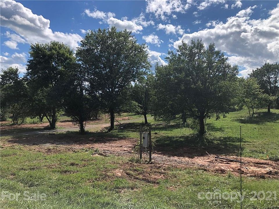 2nd image of 476 Oakgrv Clvrhl Ch Rd