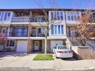 51 Lamped Loop #B1, Staten Island, NY 10314