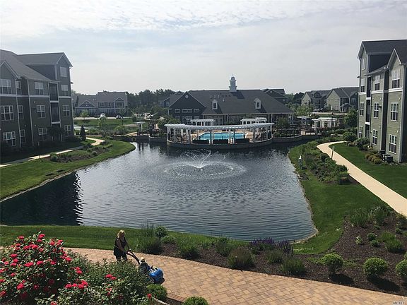 3rd image of 2408 Townhome Way
