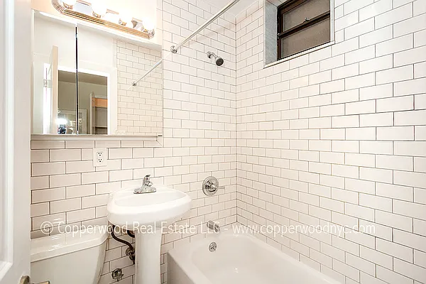 Rented by Copperwood Real Estate | media 7