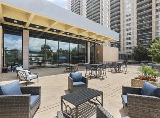 5599 Seminary Rd #S-2016, Falls Church, VA 22041
