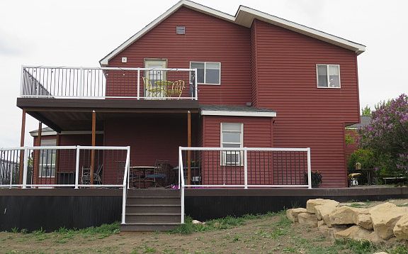 2nd image of 841 22nd Rd NE