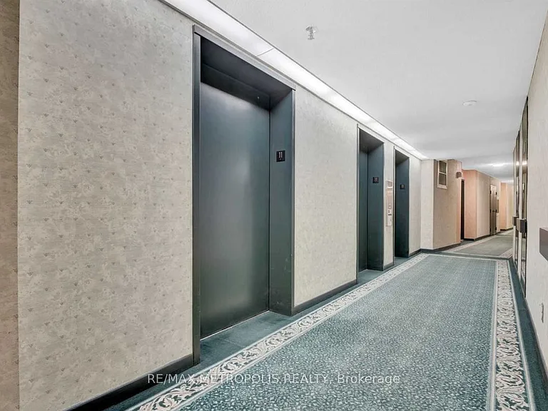 2365 Kennedy Rd #1106 — Photo 37