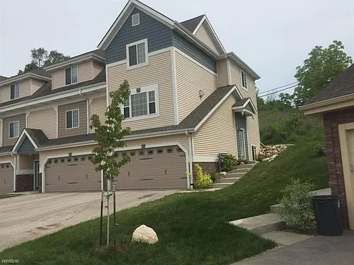 1135 Ridge Creek Cir Photo 1