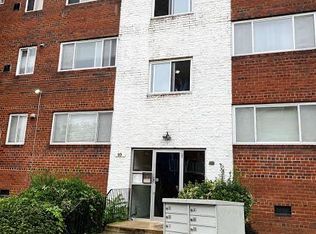 12 Halley Pl SE APT 101, Washington, DC 20032