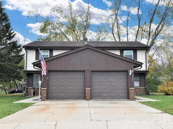 2705 Albany COURT #2707, Waukesha, WI 53188