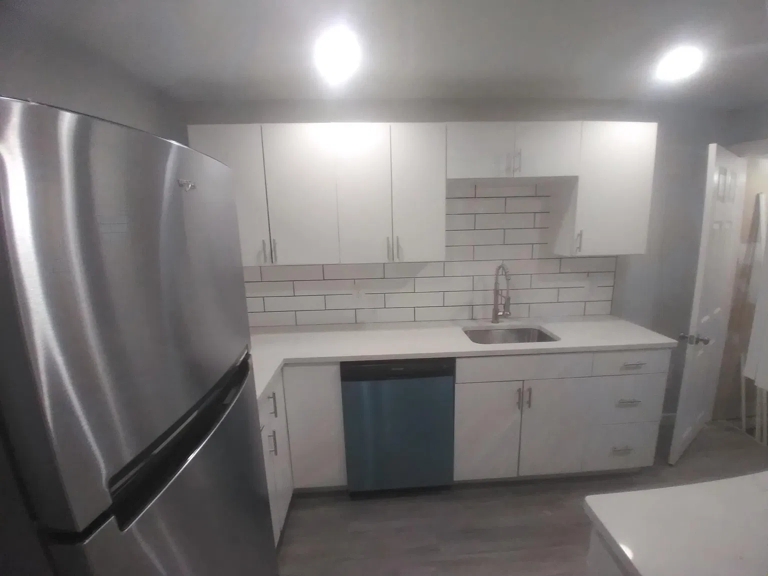 3 bed, 1.5 bath, 1428 sqft, $1,600 — Photo 4
