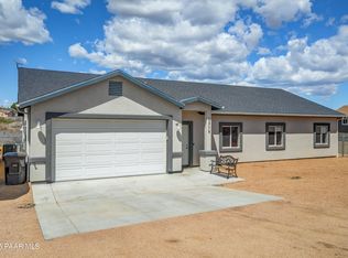 13778 S Bluebird Ln, Mayer, AZ 86333