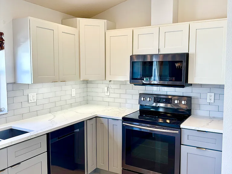 19307 Otters Wick Way — Photo 10