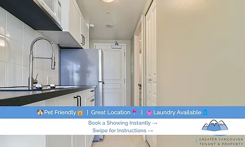 9288 University Cres Photo 1