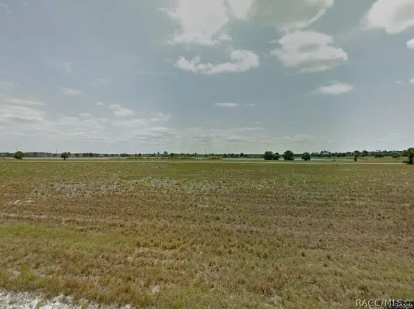 47 Sunflower Ln, Placida, FL 33946