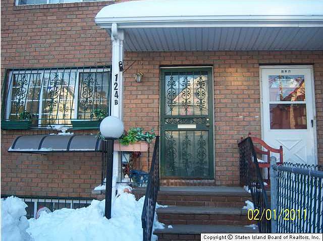 2nd image of 124 Prospect St #B