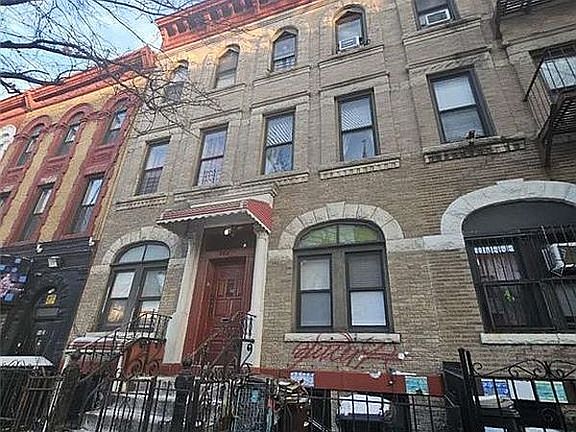 3rd image of 5411 4th Ave