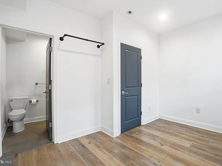 1807 Wylie St — Photo 19