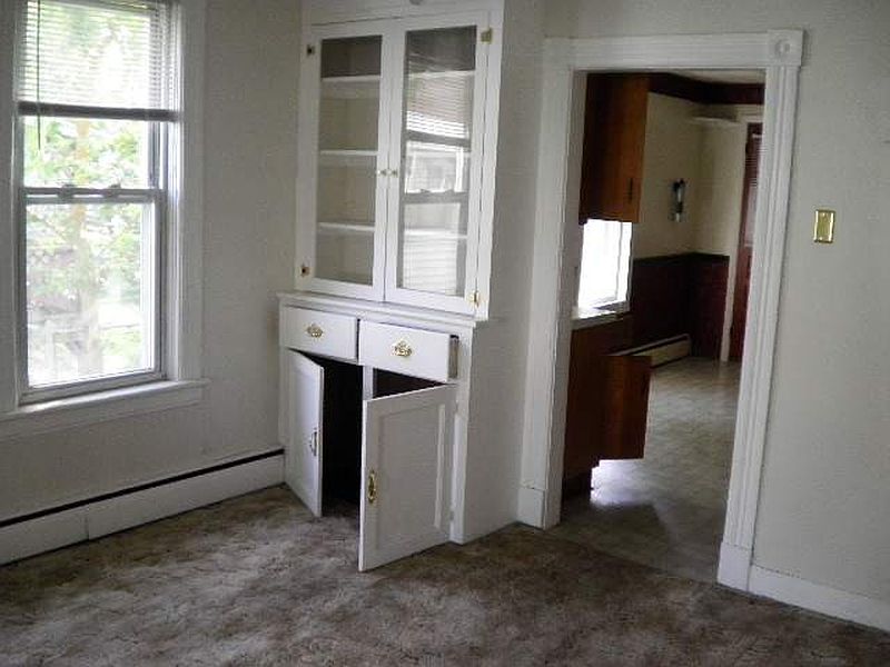 3rd image of 1330-1332 MAIN Street