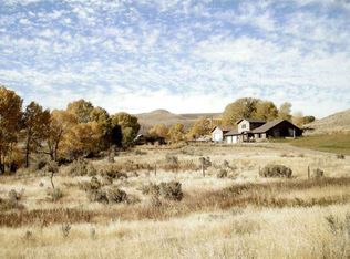 5717 Highway 120 S, Meeteetse, WY 82433
