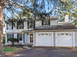 2057 Maple Ave, Jamison, PA 18929
