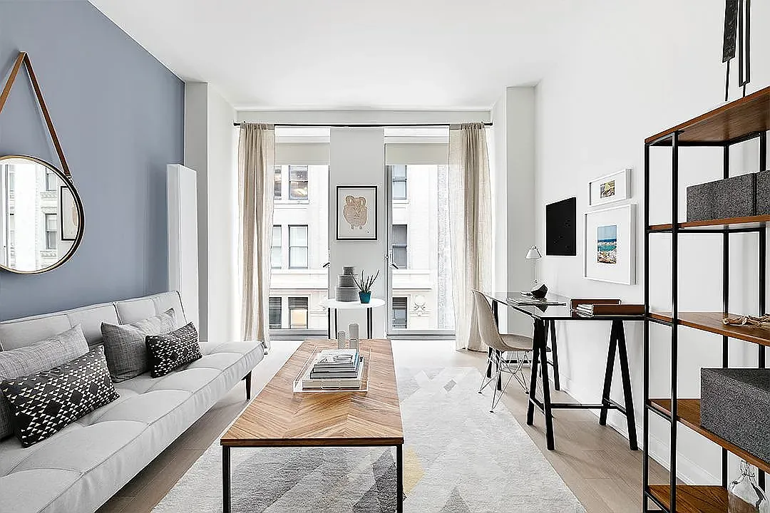 7 West 21st Street — Photo 4