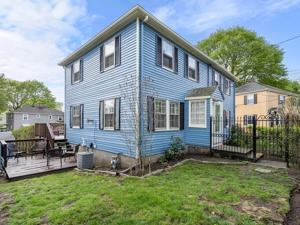 53 Gardner St, Arlington, MA 02474