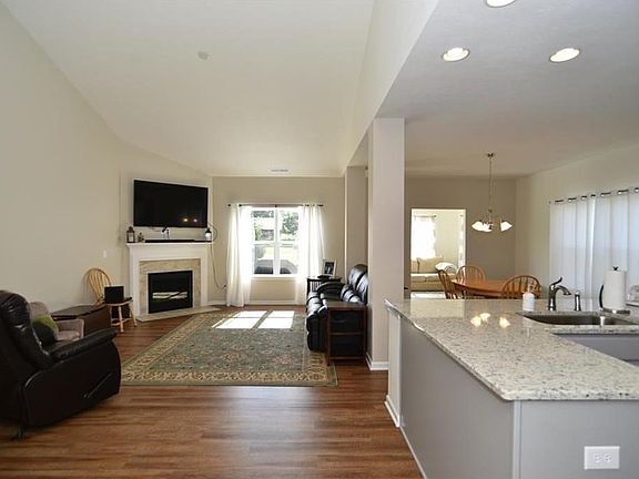 5th image of 5057 Wyndale Dr