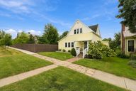 photo property thumbnail