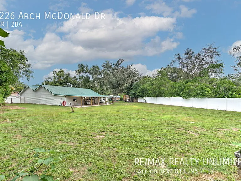 2226 Arch McDonald Dr — Photo 29