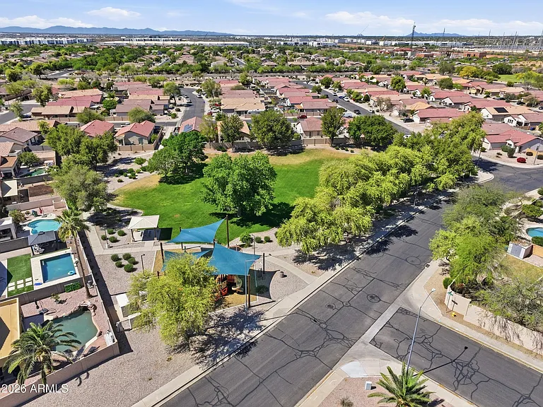 11450 E Quicksilver Ave — Photo 43