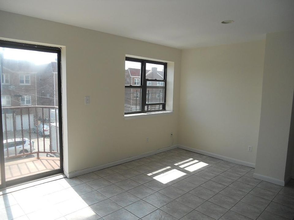 1st image of 21215 43rd Ave APT 3C