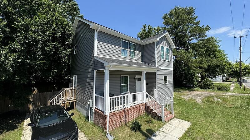 1st image of 1132 Victory Blvd