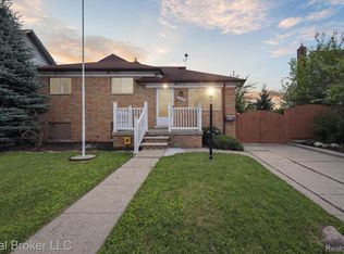 1769 White Ave, Lincoln Park, MI 48146