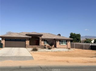 12833 Algonquin Rd, Apple Valley, CA 92308