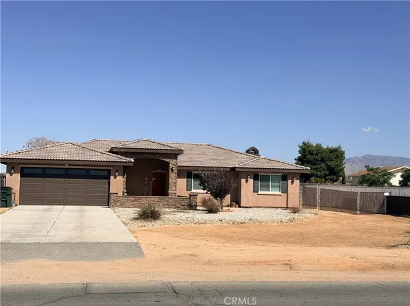 12833 Algonquin Rd, Apple Valley, CA 92308