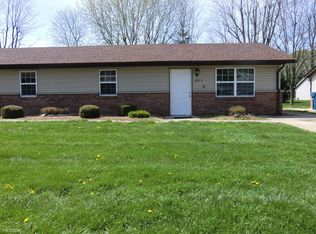 402A Red Bud Ln, Troy, IL 62294