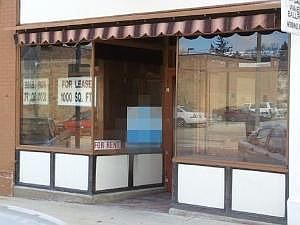 2nd image of 216 Main St
