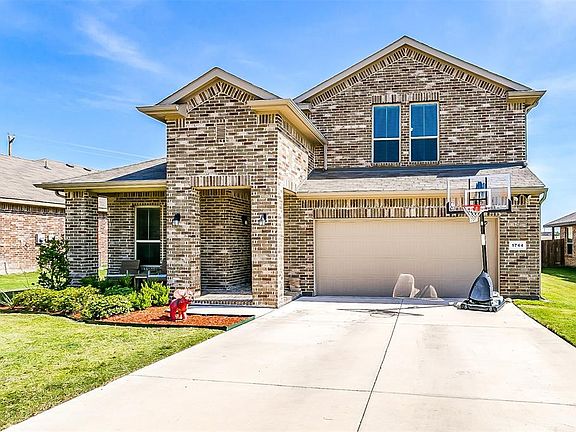 3rd image of 1744 Cross Creek Ln
