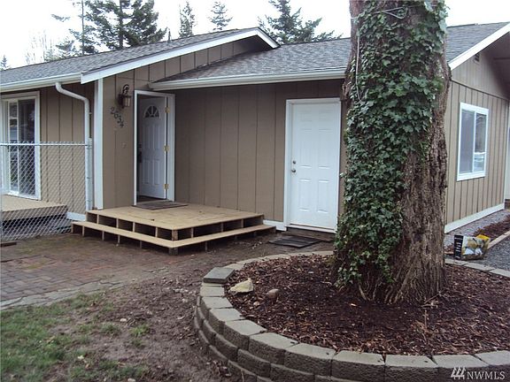 2nd image of 2634 Superior St