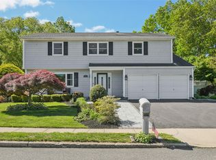 26 Wilson St, Port Jefferson Station, NY 11776