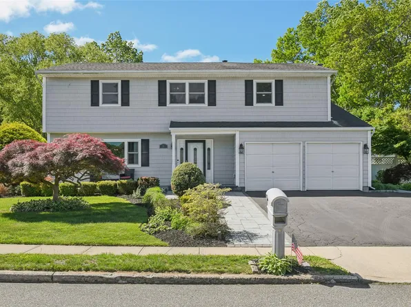 26 Wilson Street, Port Jefferson Station, NY 11776