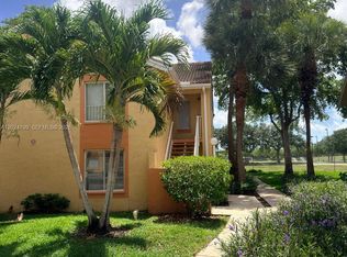 1025 Coral Club Dr #1025, Pompano Beach, FL 33071