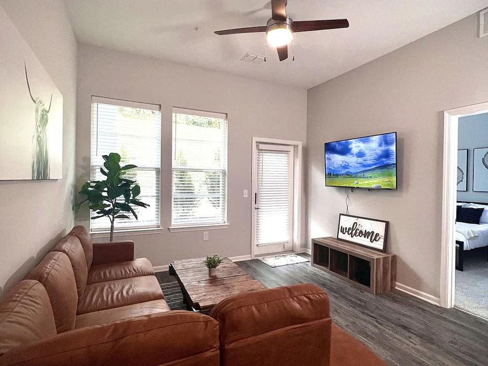 1st image of 1411 Dixie Hwy #112