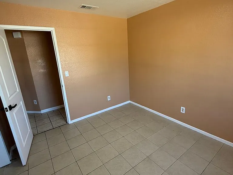 738 Waterford Way — Photo 11
