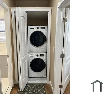 2 bed, $1,882 — Photo 4