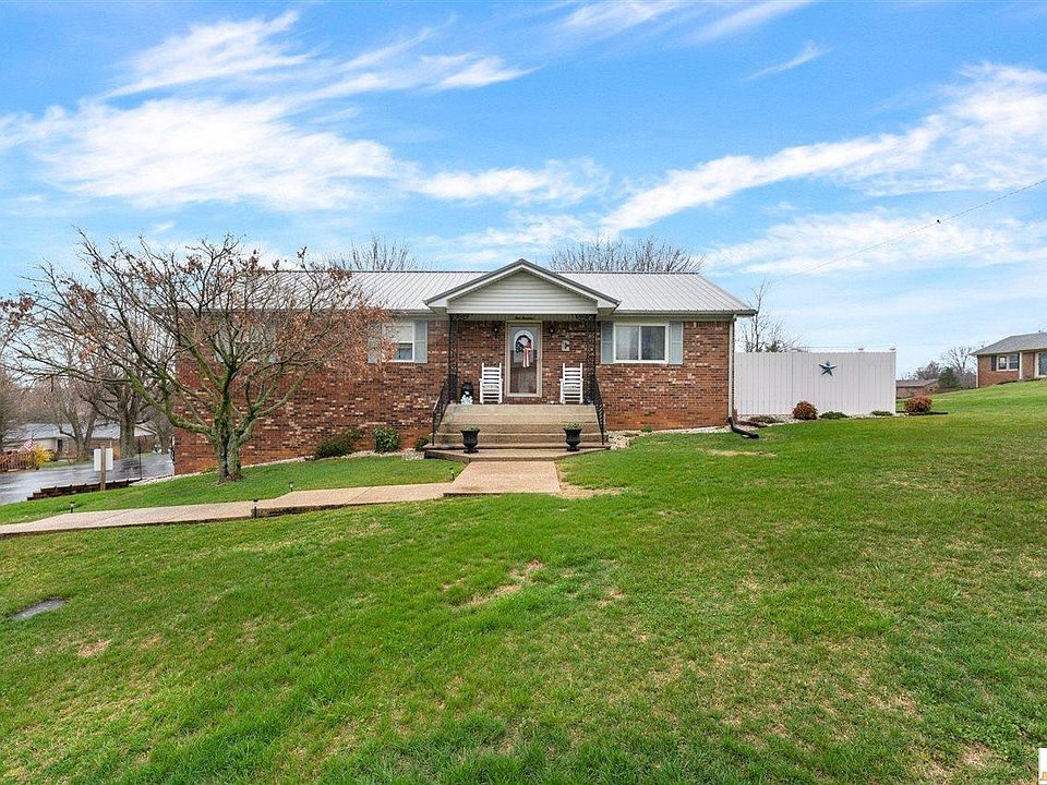 1st image of 100 Hereford Ln