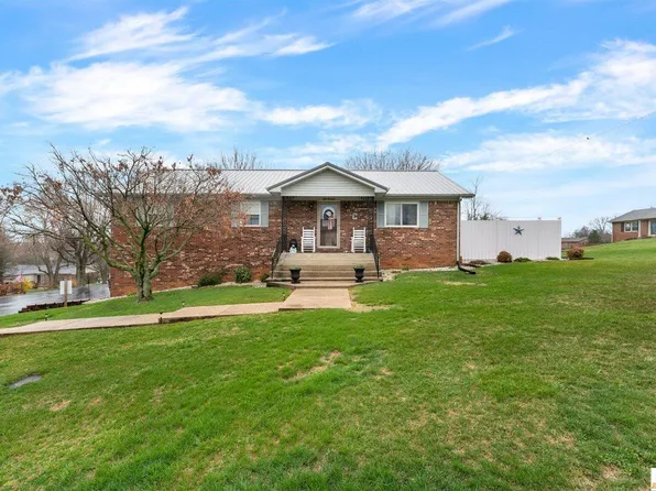 100 Hereford Ln, Glasgow, KY 42141