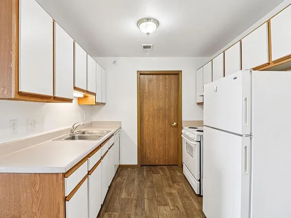 Wyndam Place Senior Residence - Lawrence