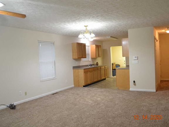 5th image of 4008 Stanley Ave