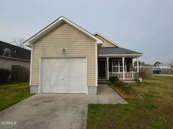 500 Mattocks Avenue, Maysville, NC 28555