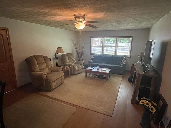 4th image of 4200 W Crestwood Dr
